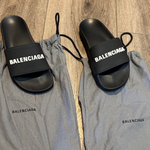 Balenciaga Women’s Black Slide Sandals - Picture 1 of 4
